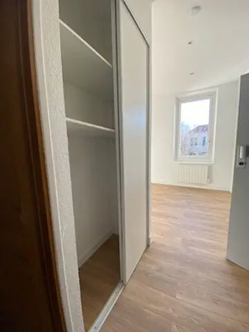 Appartement à louer, 20m², Marseille 8ème
