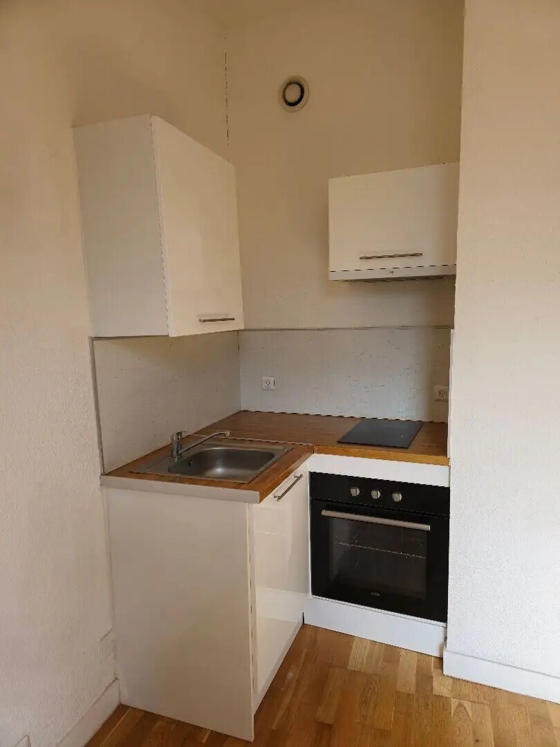 Appartement à louer, 30m², Marseille 8ème