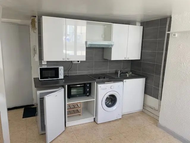 Appartement à louer, 30m², Marseille 6ème