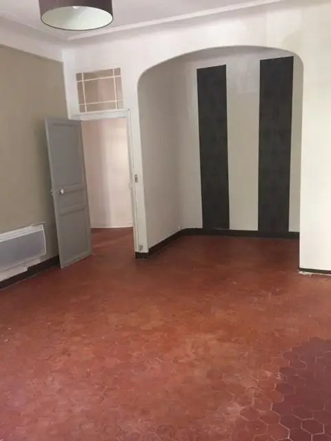 Appartement à louer, 95m², Marseille 1er