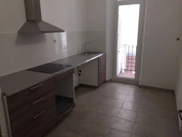 Appartement à louer, 95m², Marseille 1er