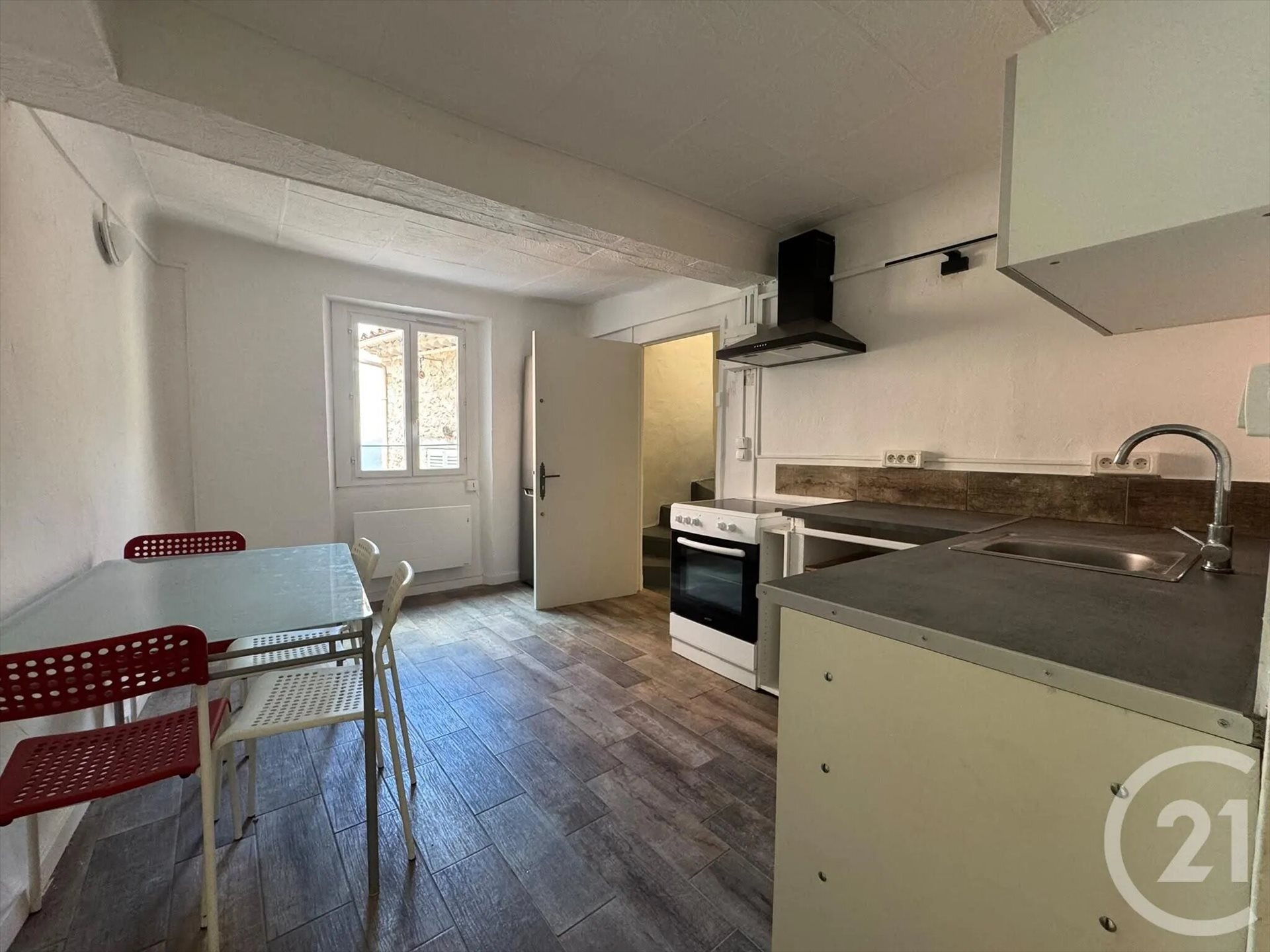 Appartement à louer, 32m², Barjols