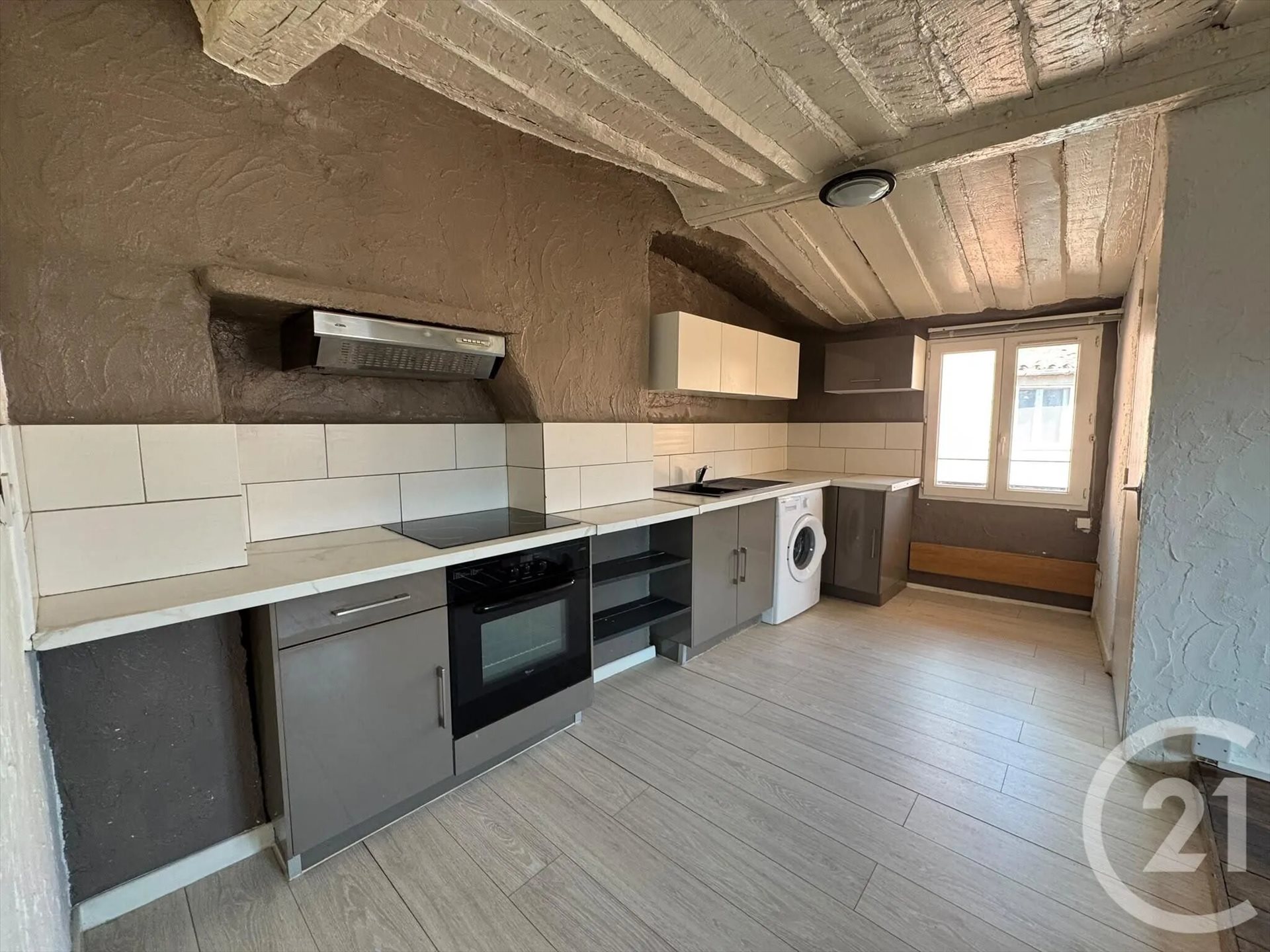 Appartement à louer, 34m², Barjols