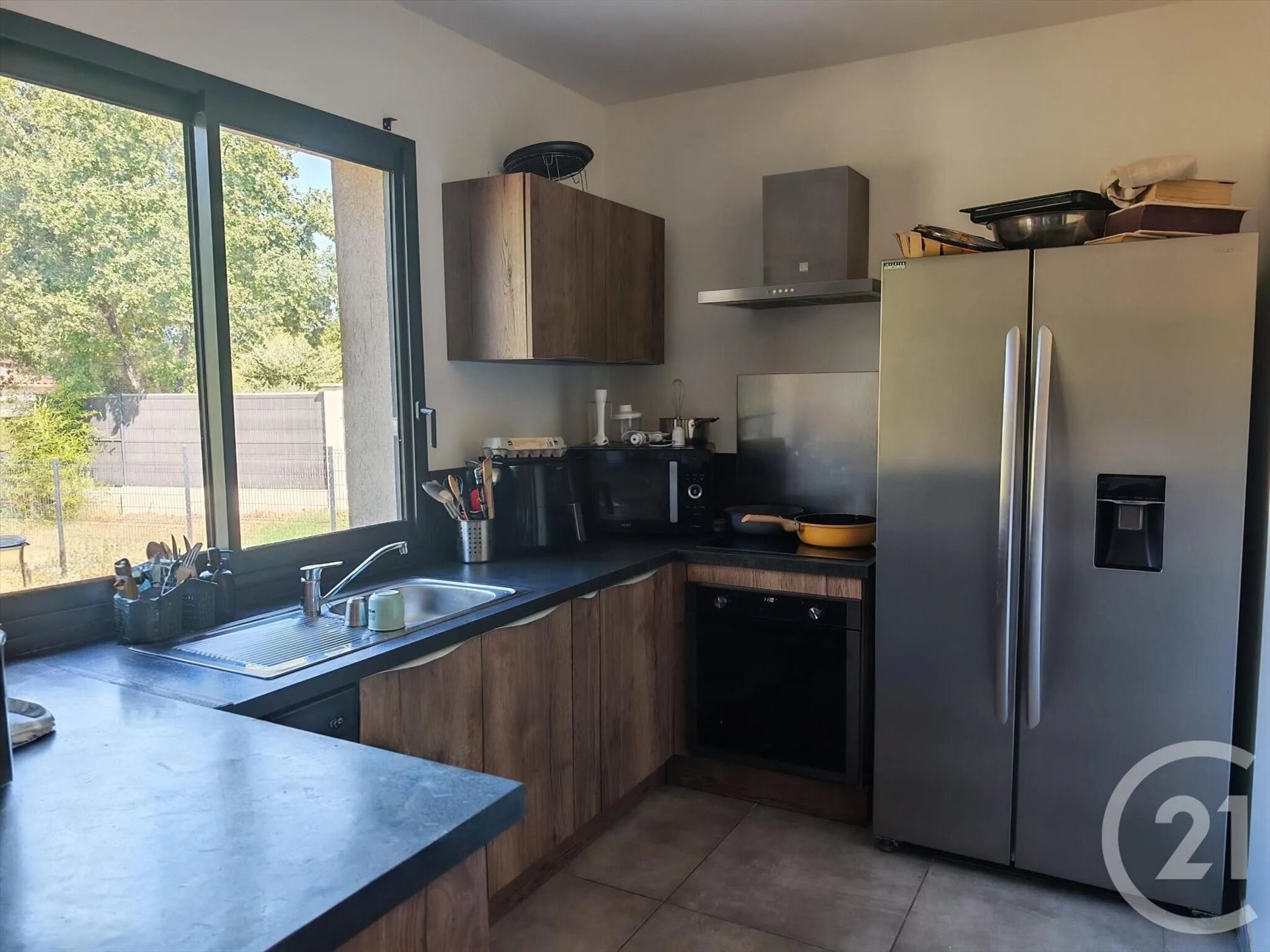 Maison à louer, 77m², Pourrières