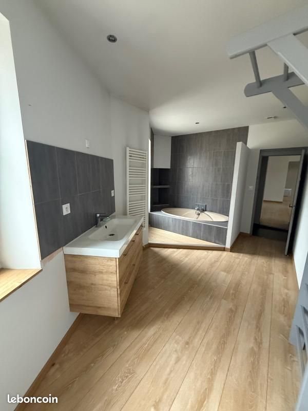 Appartement à vendre, 155m², Saint-Florent-sur-Cher