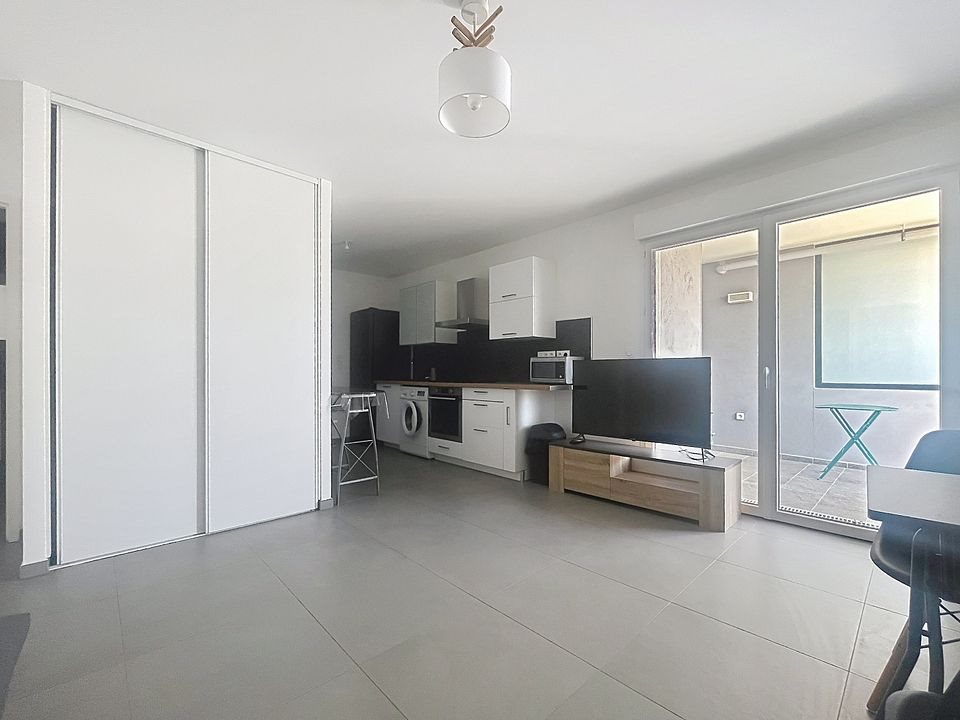 Appartement à louer, 28m², Ajaccio