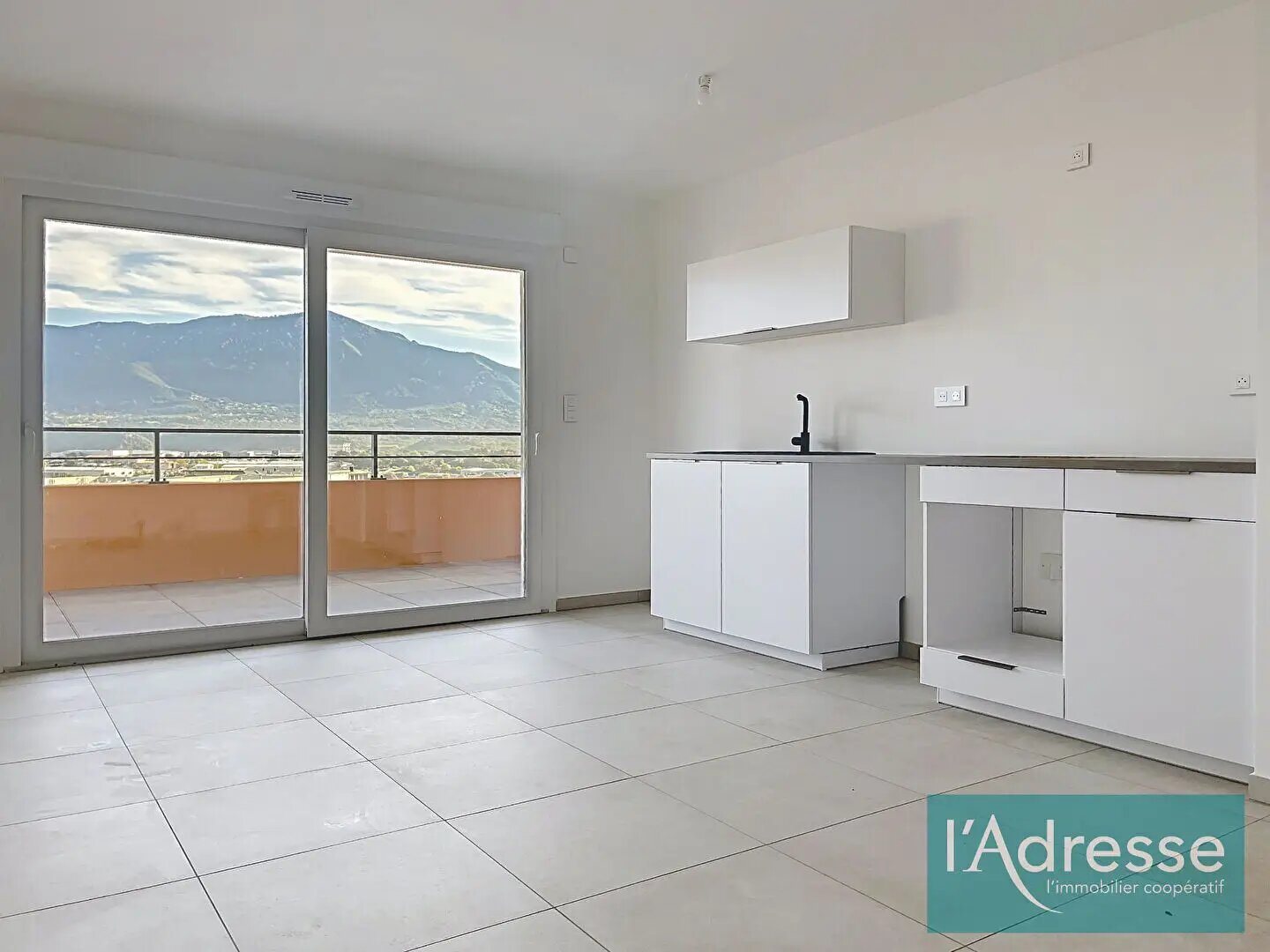Appartement à louer, 45m², Ajaccio