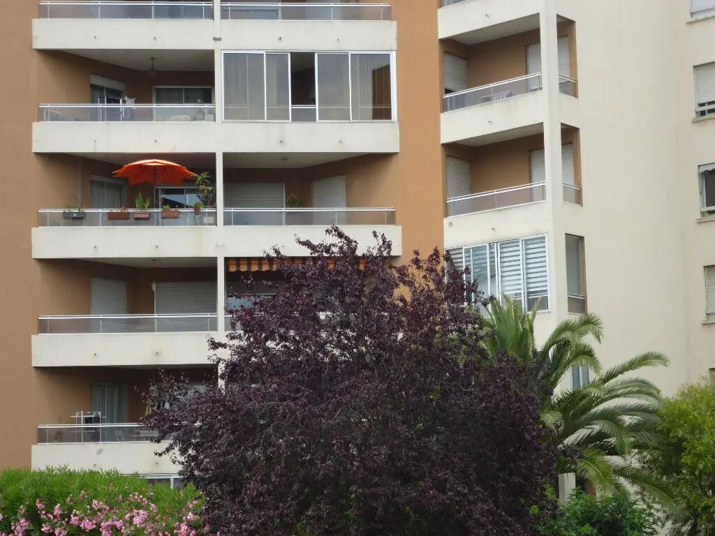 Appartement à louer, 89m², Ajaccio