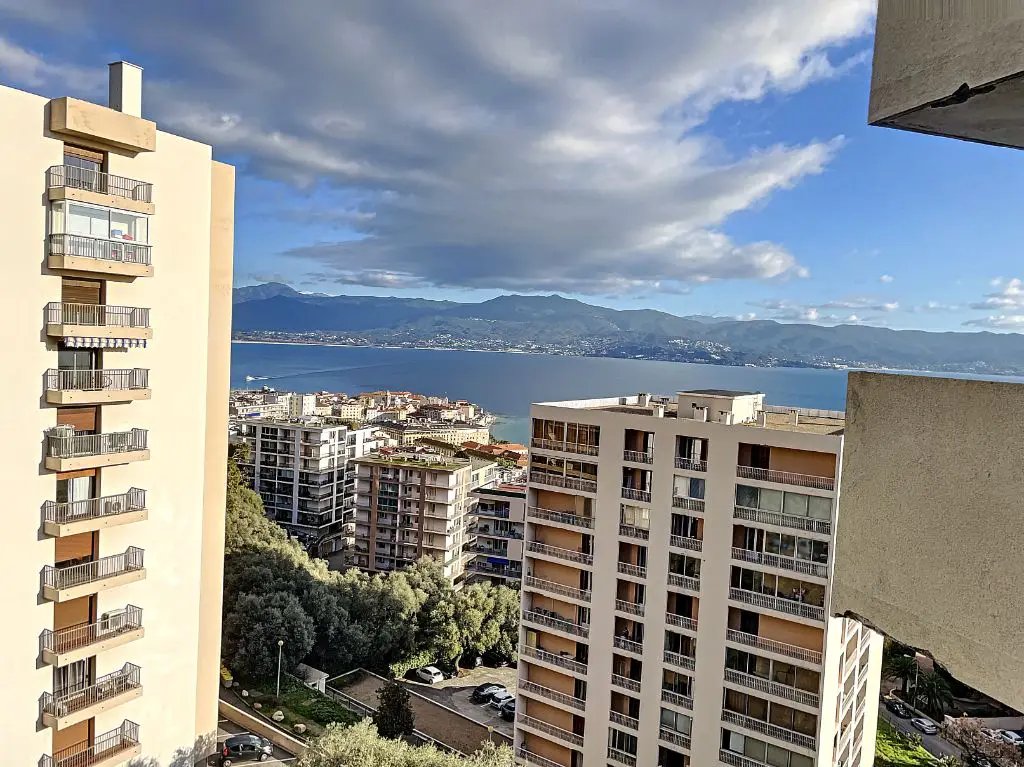 Appartement à louer, 33m², Ajaccio