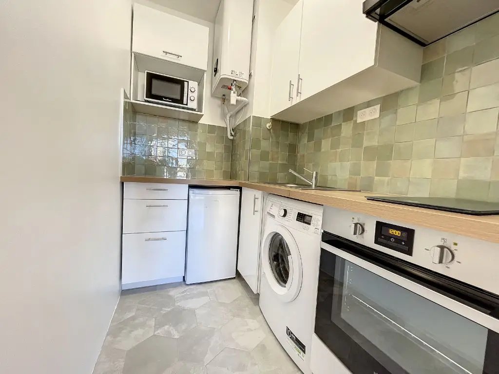 Appartement à louer, 33m², Ajaccio