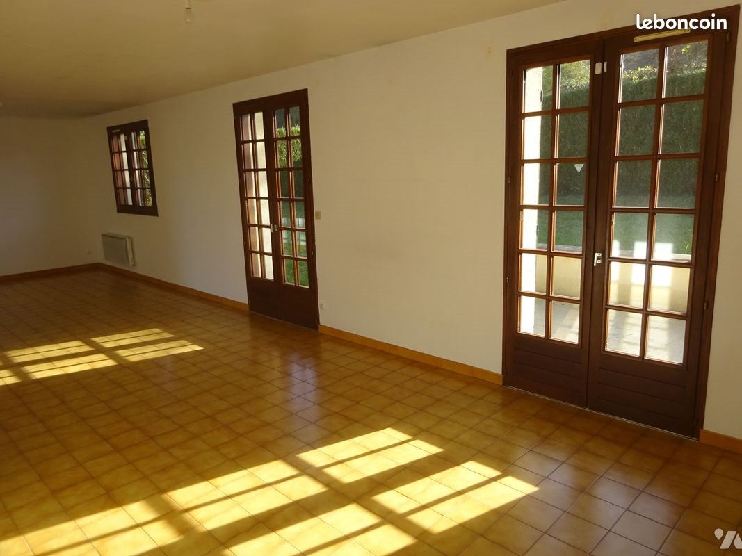 Maison à louer, 100m², Arcisses