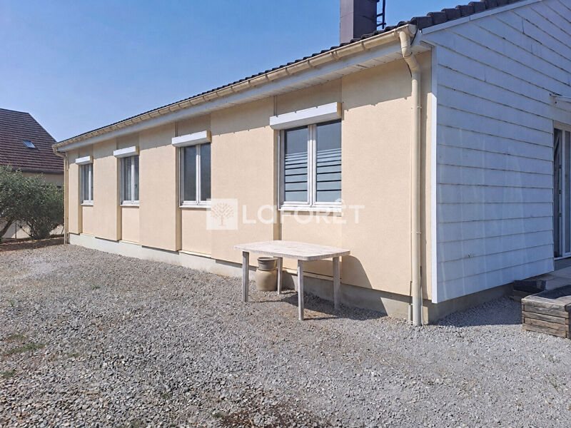 Maison à vendre, 101m², Boussières