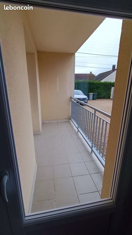 Appartement à louer, 64m², Ménilles