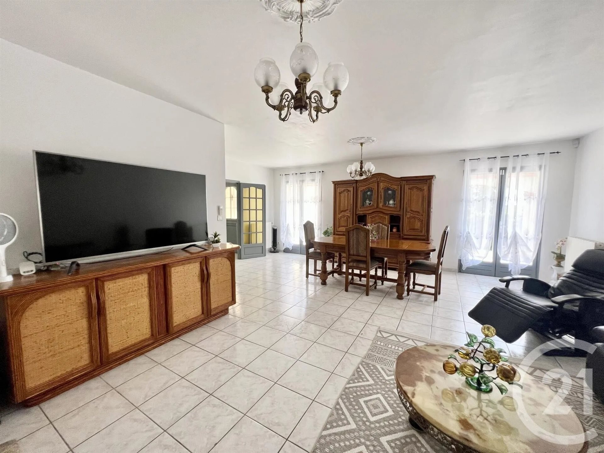Maison à vendre, 200m², Frouzins