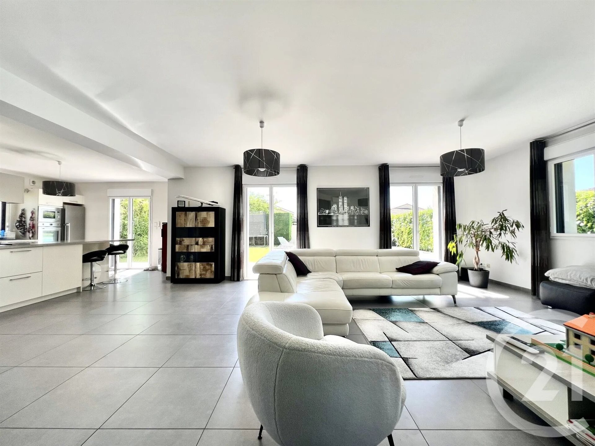Maison à vendre, 216m², Frouzins