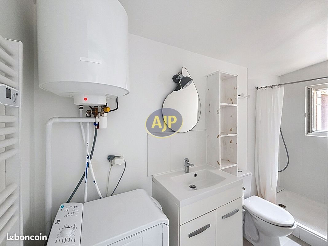 Appartement à louer, 26m², Rochefort