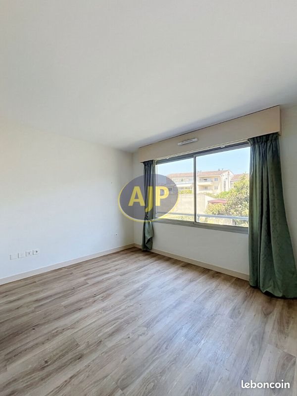 Appartement à vendre, 65m², Bordeaux