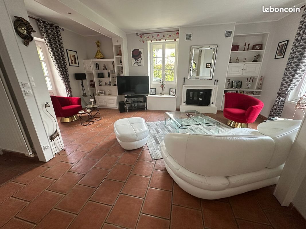Maison à vendre, 166m², Saint-Epain