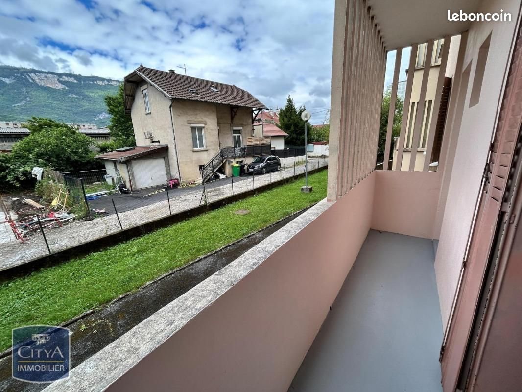 Appartement à louer, 54m², Fontaine