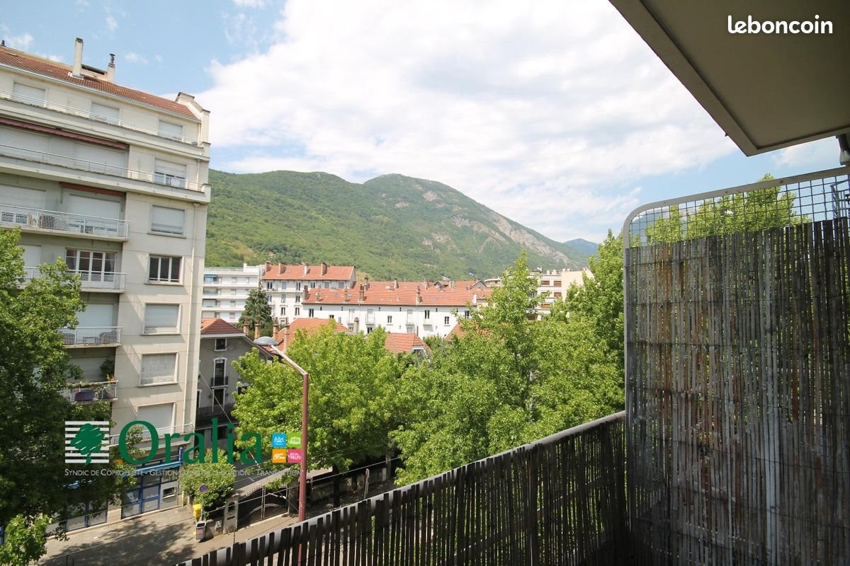 Appartement à louer, 45m², Grenoble