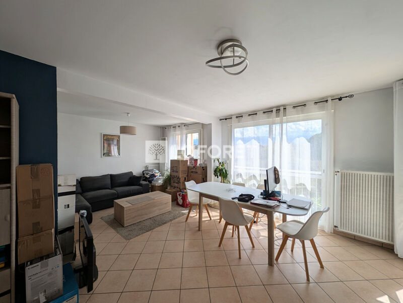 Appartement à louer, 90m², Seyssins
