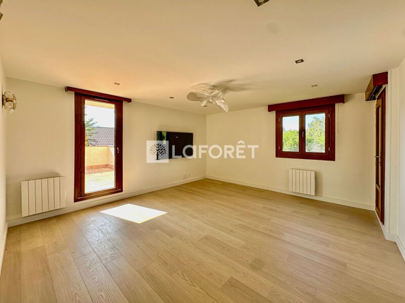 Appartement à vendre, 70m², La Mure (Alpe du Grand Serre)