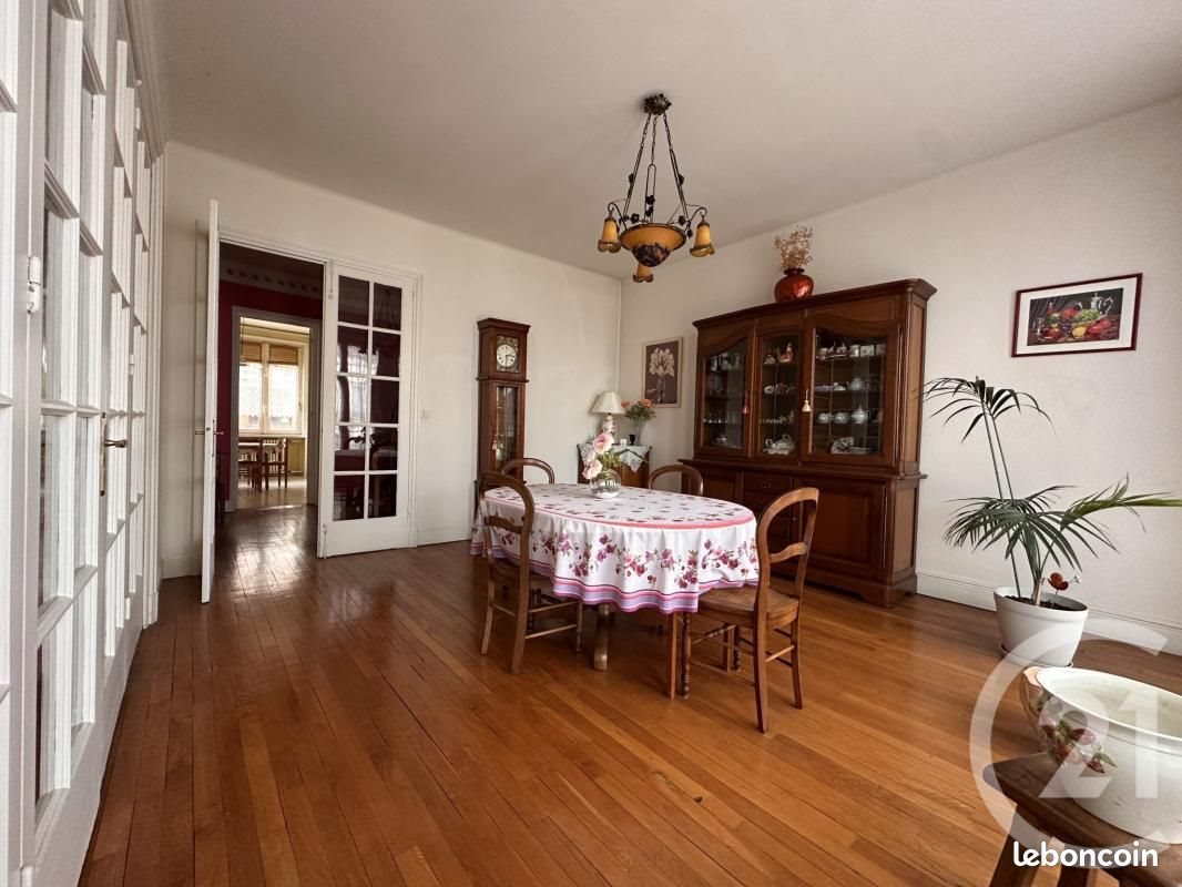 Appartement à vendre, 134m², Roanne