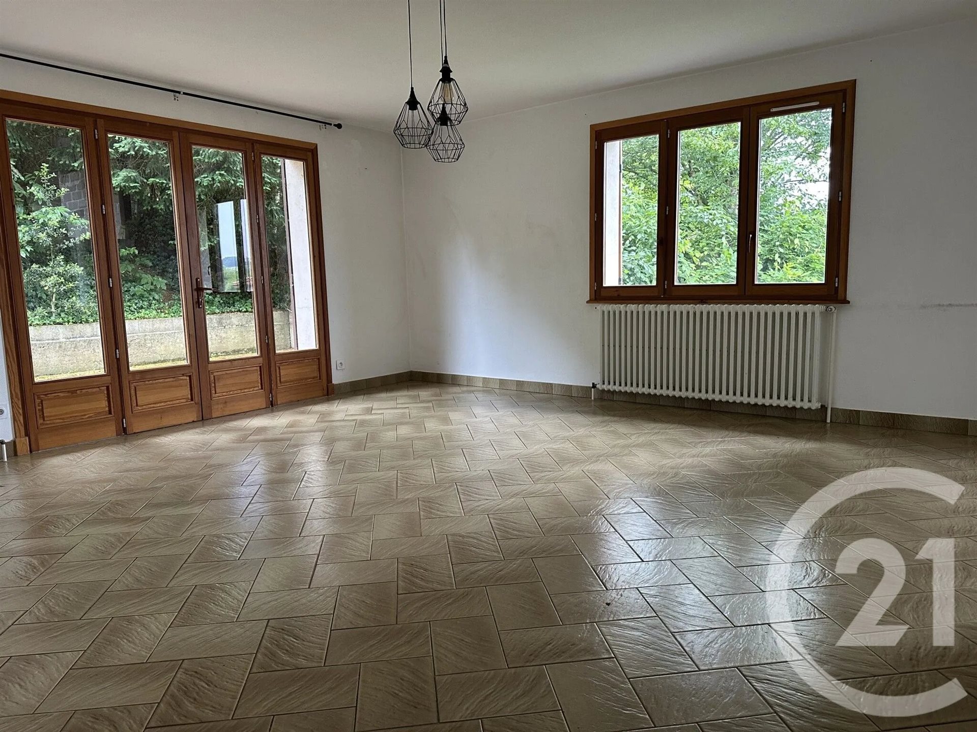 Maison à vendre, 121m², Saint-Denis-de-Cabanne