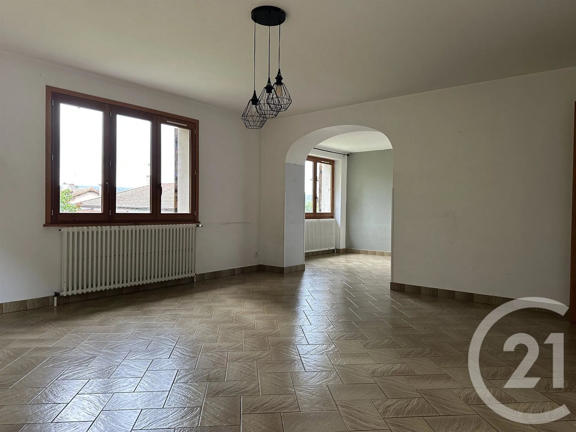 Maison à vendre, 121m², Saint-Denis-de-Cabanne
