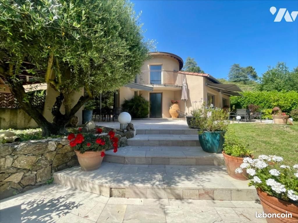 Maison à vendre, 200m², Saint-Jean-de-Muzols