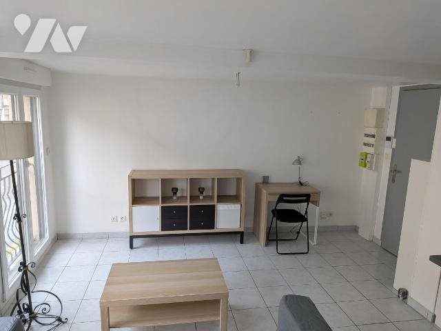 Appartement à louer, 37m², Reims