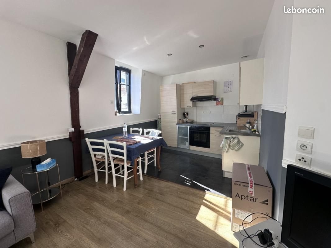 Appartement à louer, 42m², Cambrai