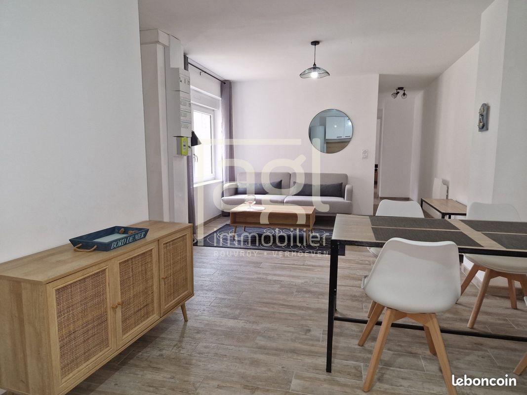 Appartement à louer, 60m², Bergues