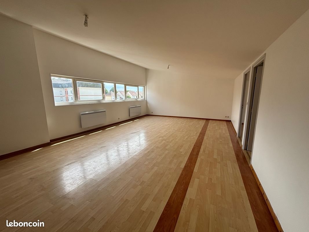 Appartement à louer, 108m², Laventie