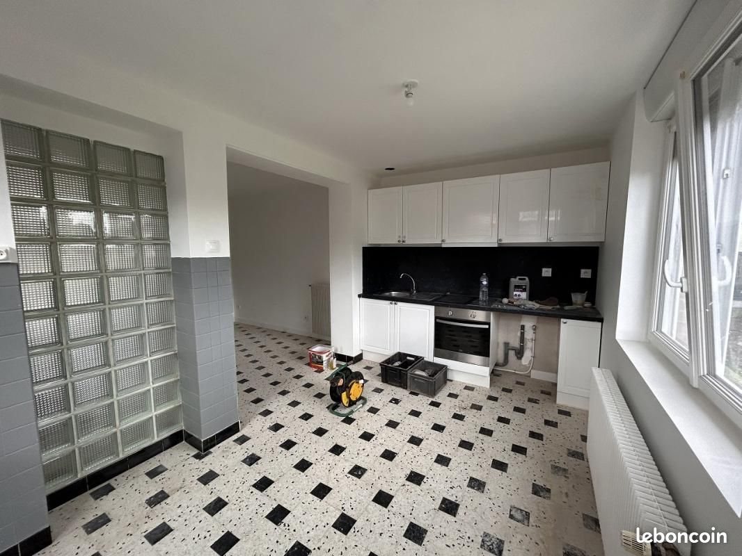 Maison à louer, 112m², Locon