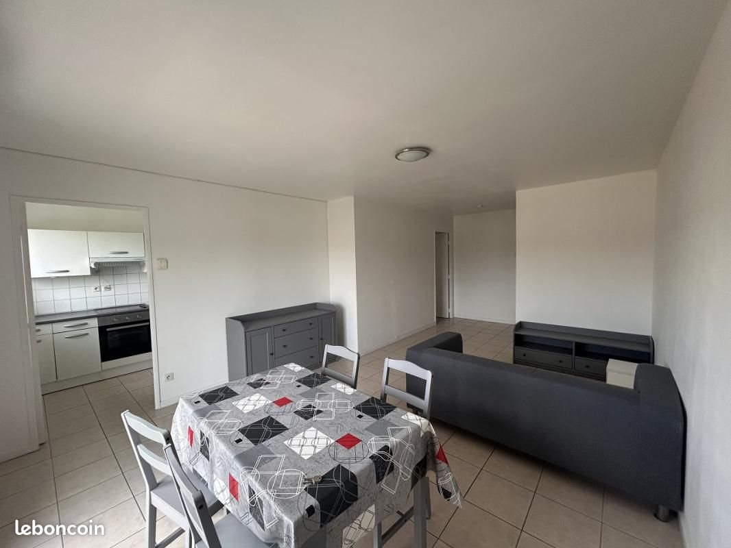 Appartement à louer, 63m², Béthune