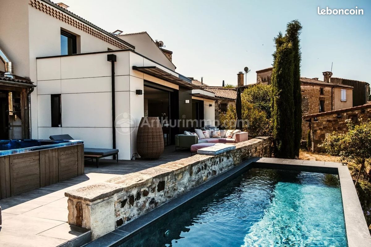 Maison à vendre, 290m², Vic-le-Comte