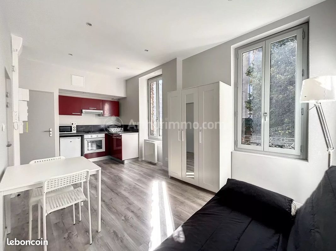 Appartement à louer, 19m², Clermont-Ferrand