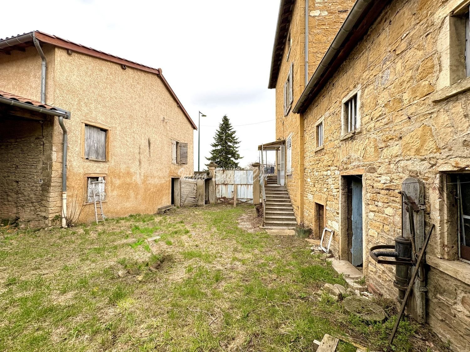 Maison à vendre, 200m², Lissieu