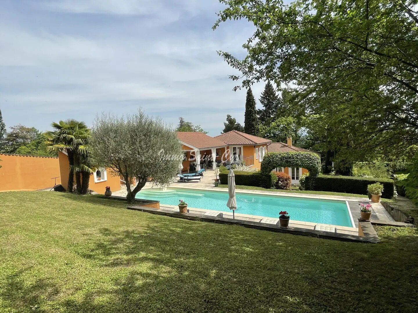 Maison à louer, 400m², Saint-Cyr-au-Mont-d'Or