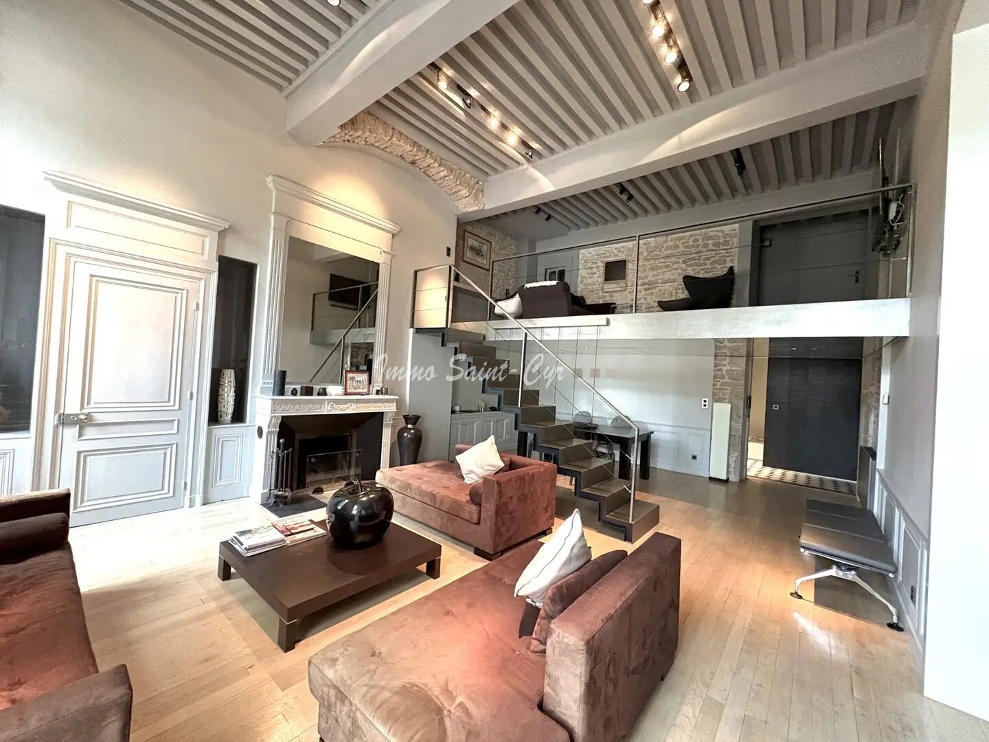 Appartement à louer, 170m², Chasselay