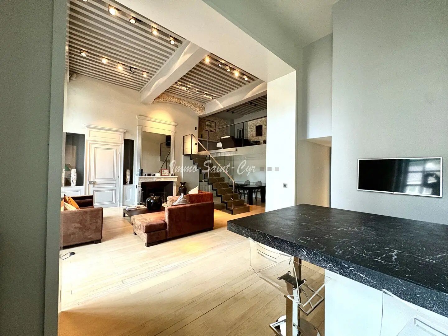 Appartement à louer, 170m², Chasselay
