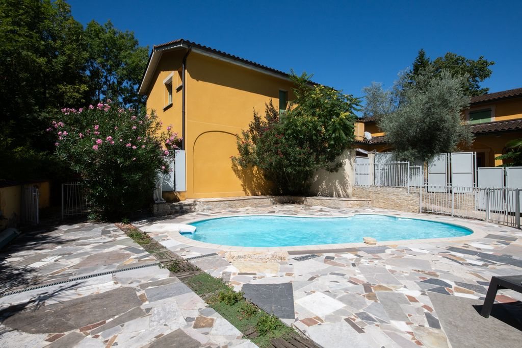 Maison à louer, 280m², Saint-Cyr-au-Mont-d'Or