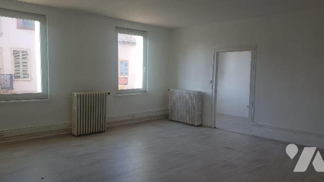 Appartement à louer, 105m², Montpont-en-Bresse