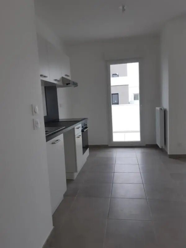 Appartement à louer, 60m², Décines-Charpieu