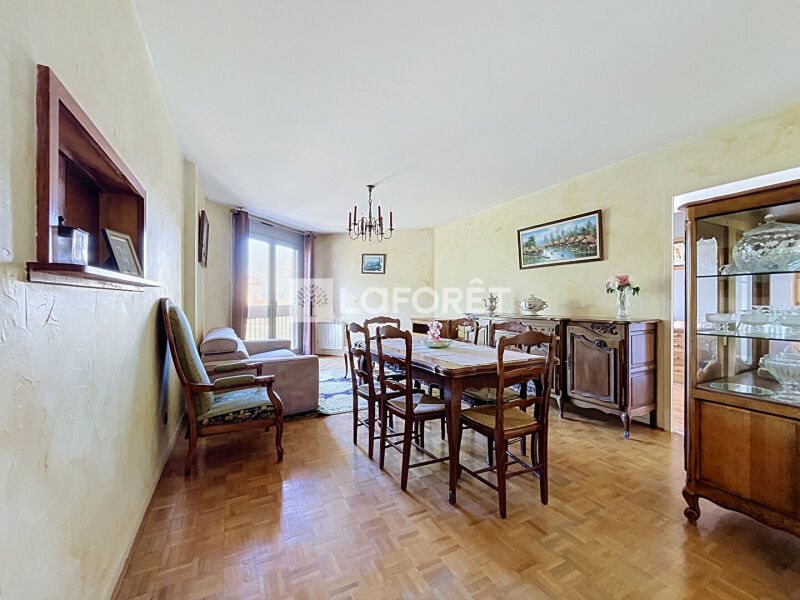 Appartement à vendre, 87m², Sathonay-Camp
