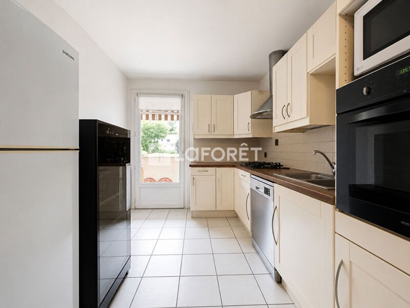 Appartement à louer, 80m², Fontaines-sur-Saône
