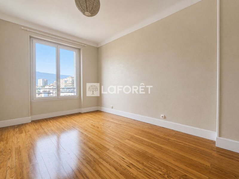 Appartement à louer, 82m², Chambéry