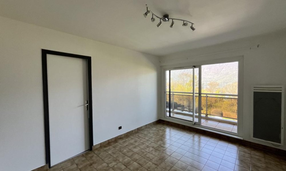 Maison à louer, 33m², Tresserve