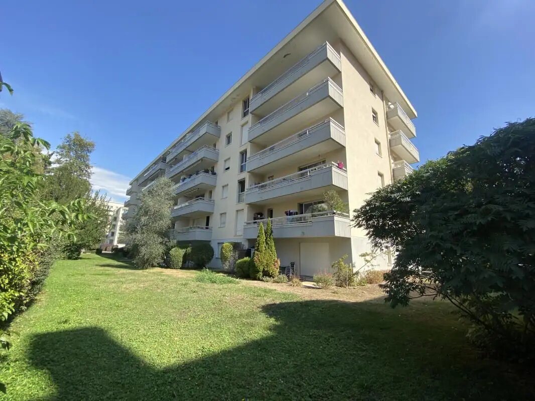 Appartement à louer, 89m², Annecy